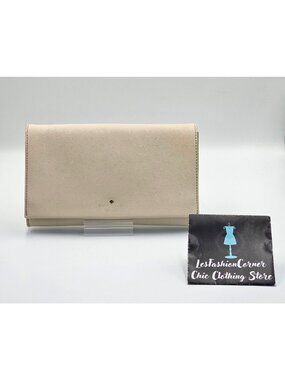 Kate Spade New York Women's Beige Saffiano Leather Bag Size Medium 2720